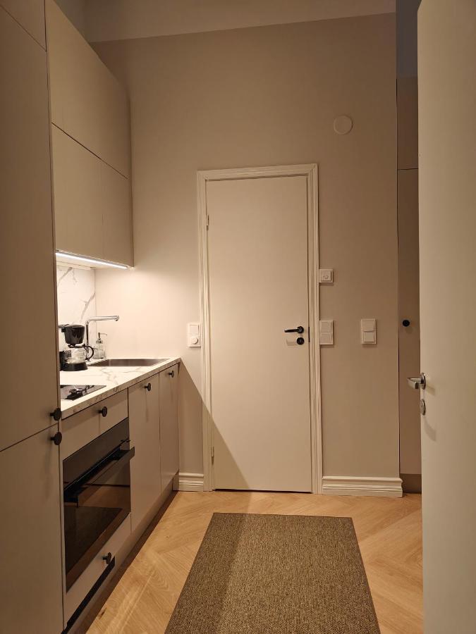 Design Studio In Kamppi Apartment Helsinki Exterior foto