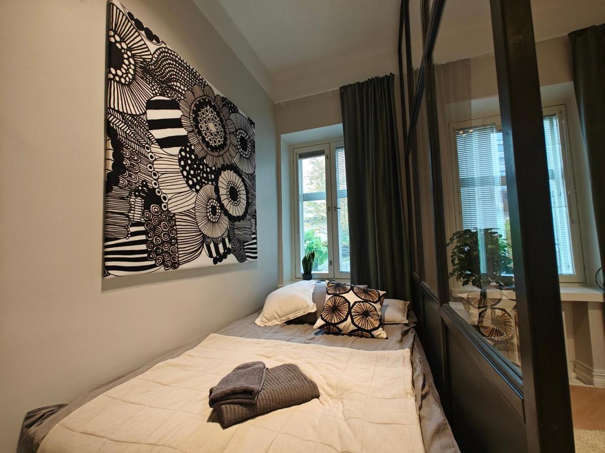 Design Studio In Kamppi Apartment Helsinki Exterior foto