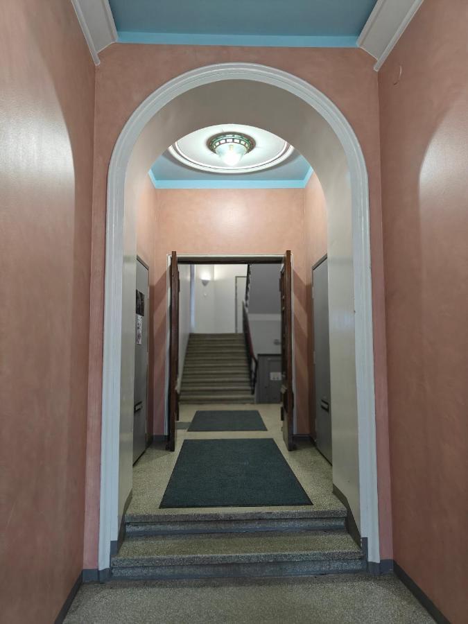 Design Studio In Kamppi Apartment Helsinki Exterior foto